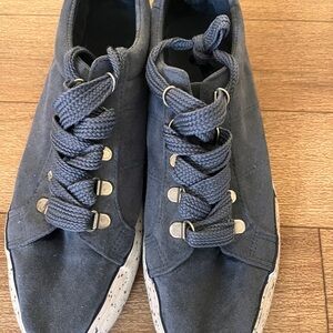 Stylish Blue High-Top Sneakers
